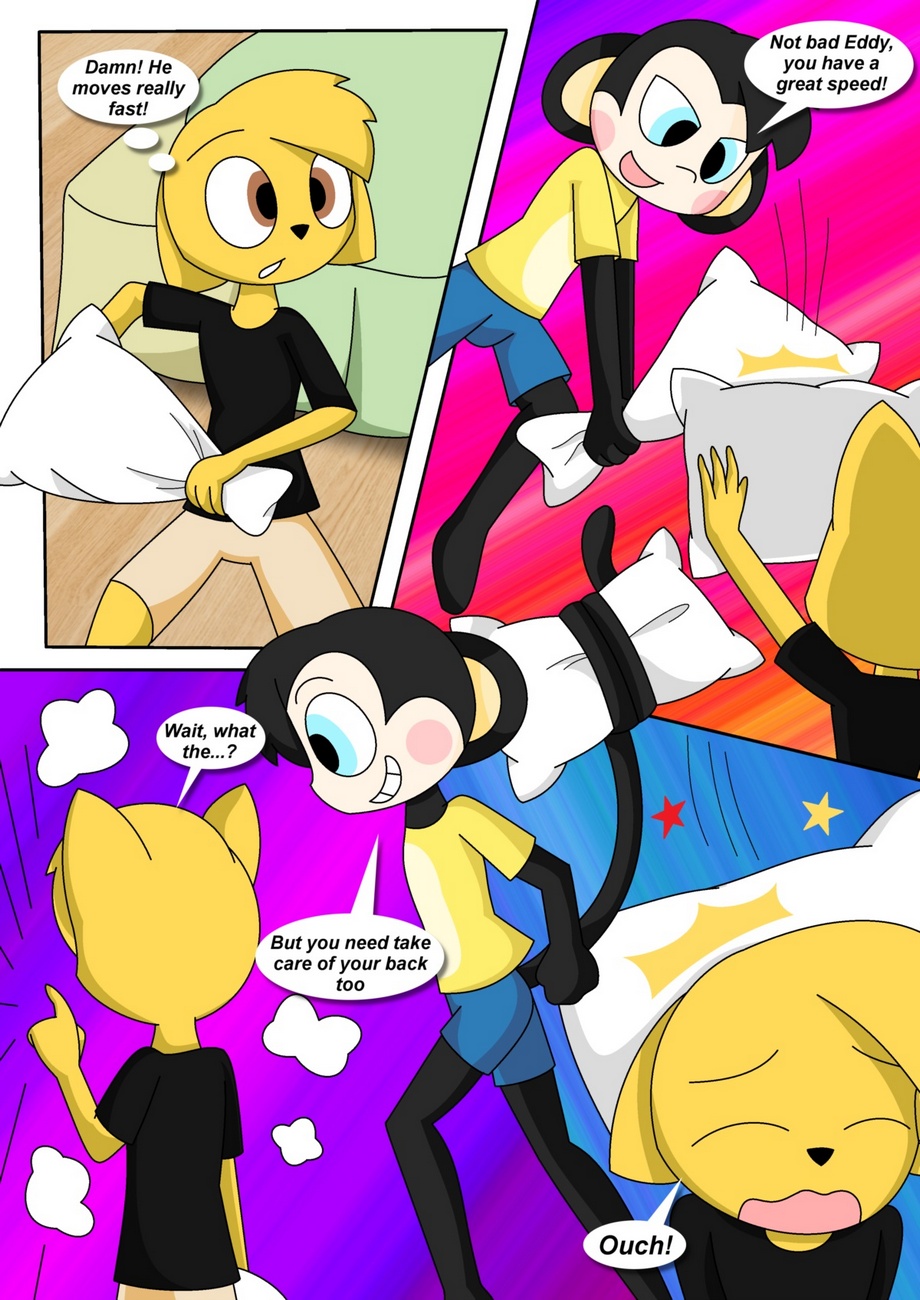 Pillow Fight! 015