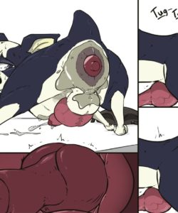 Iggy's Bizarre Toy Box 003