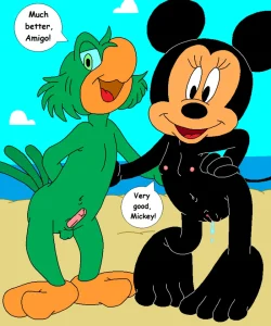 Minnie's Beach Encounter 2 026